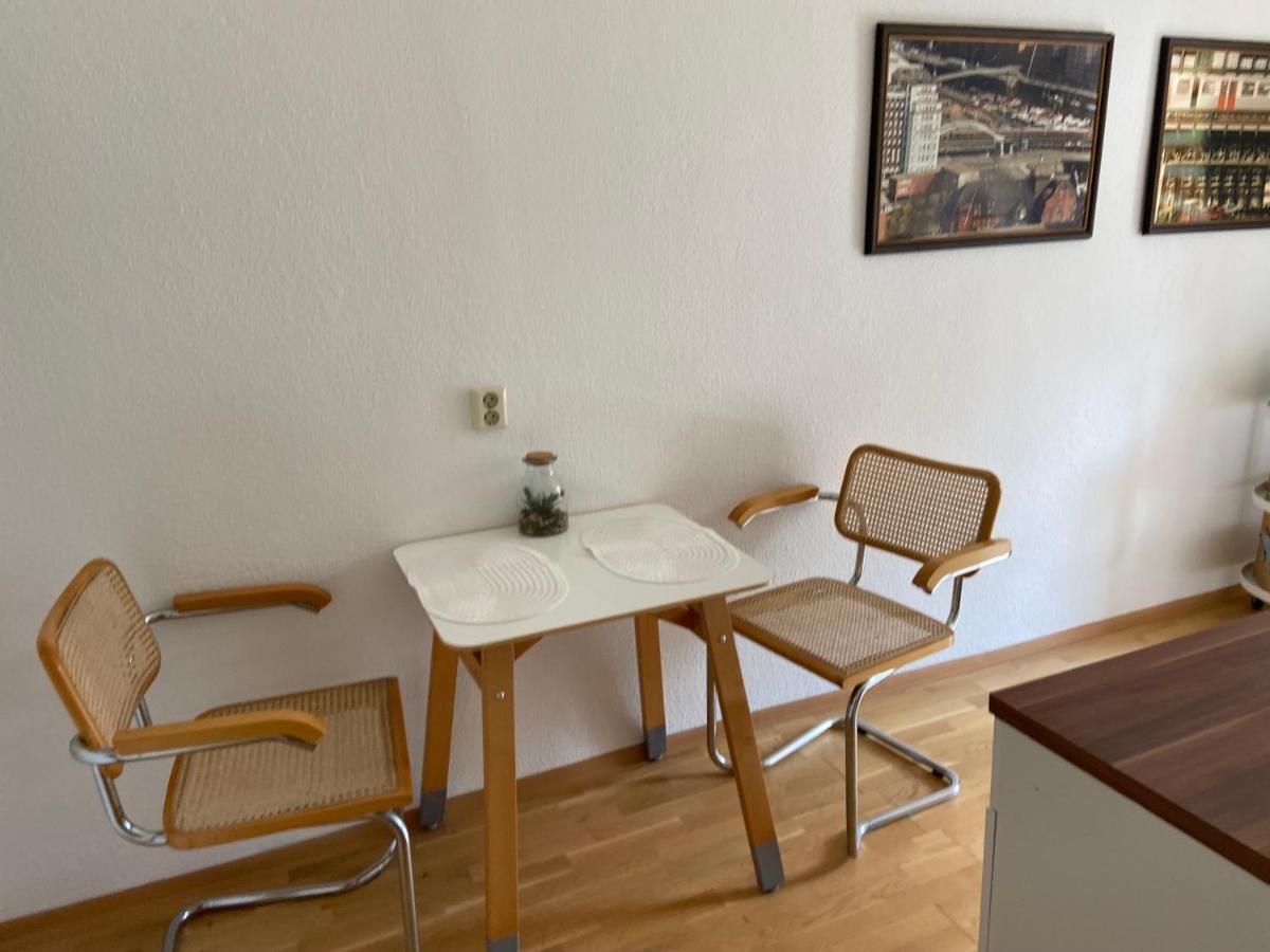 Schoene Ferienwohnung Mit Kostenlosem Parkplatz Cottbus Eksteriør billede